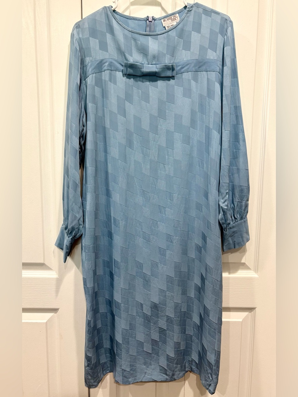 Vintage Brownstone Studio 100% Silk Dress Womens 14 Blue Jacquard Bow Midi